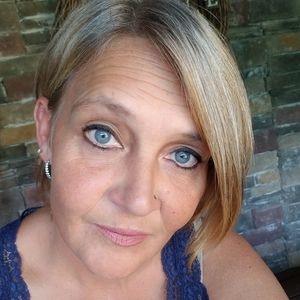 Meet your Posher, Vickie